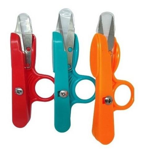 TIJERA PARA MANICURA CON OJAL